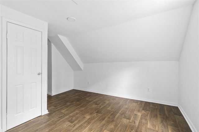 6090 Skylane Drive, Montgomery, TX 77316