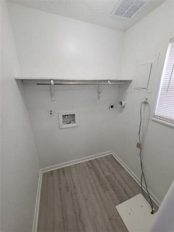 8201 Spring Valley Road, Belton, MO 64012