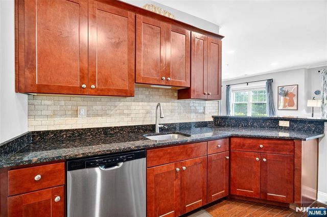 58 Elston Court, Wanaque, NJ 07420