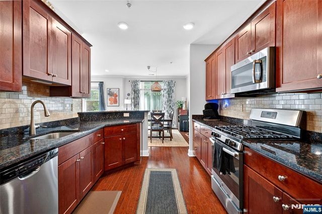58 Elston Court, Wanaque, NJ 07420