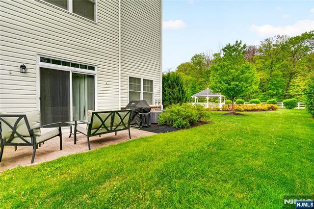58 Elston Court, Wanaque, NJ 07420
