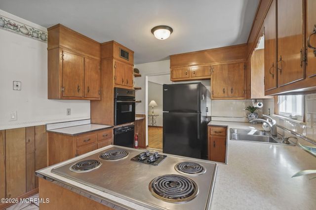 959 Old York Road, East Windsor, NJ 08520