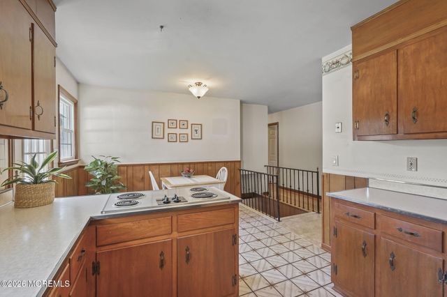959 Old York Road, East Windsor, NJ 08520