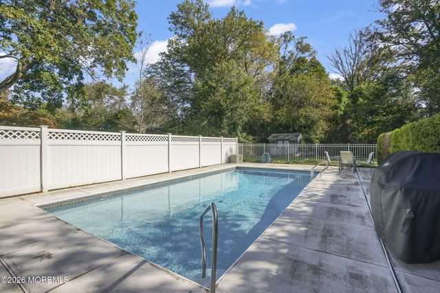 959 Old York Road, East Windsor, NJ 08520