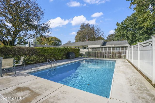 959 Old York Road, East Windsor, NJ 08520