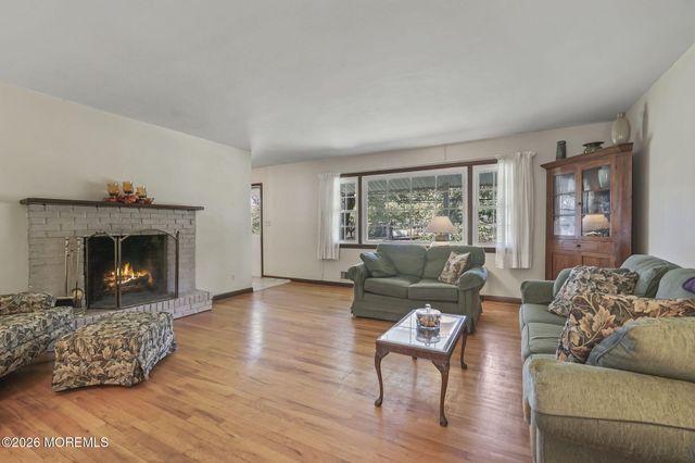 959 Old York Road, East Windsor, NJ 08520