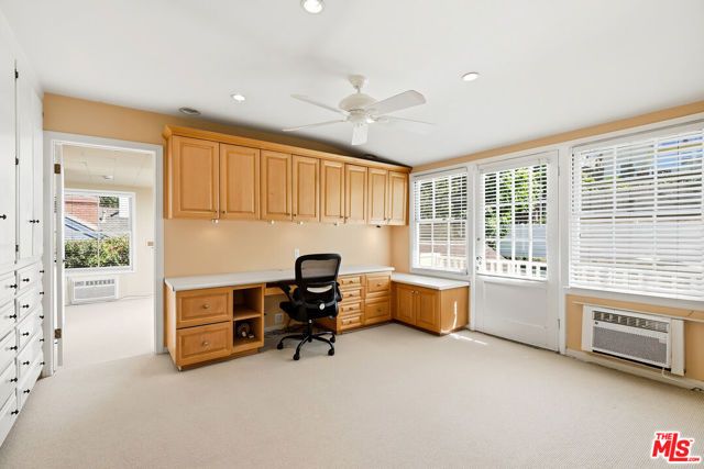 11220 Cashmere Street, Los Angeles, CA 90049
