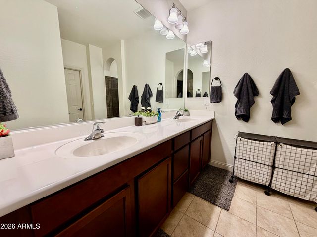 5456 W SARATOGA Way, Florence, AZ 85132