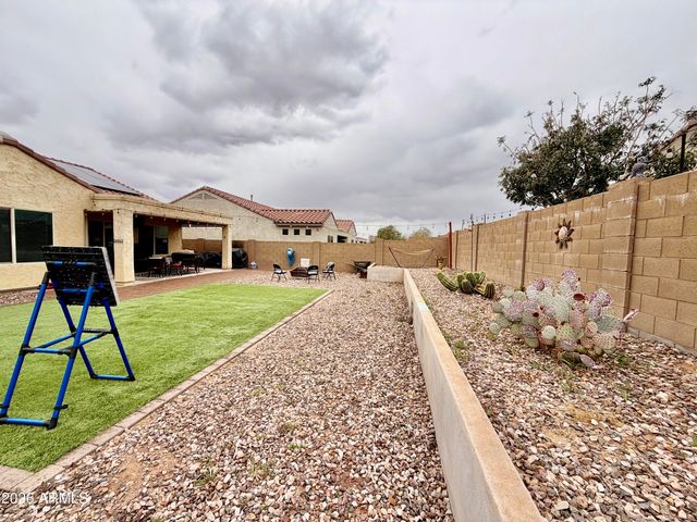 5456 W SARATOGA Way, Florence, AZ 85132