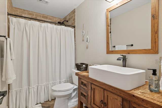 5916 Deer Run Drive, Mckinney, TX 75070