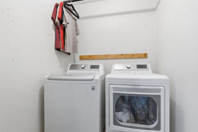 100 Quail Creek Drive, Crowley, TX 76036