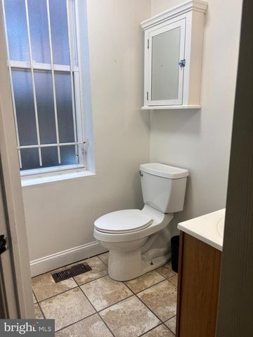 1625 EDGLEY ST, Philadelphia, PA 19121