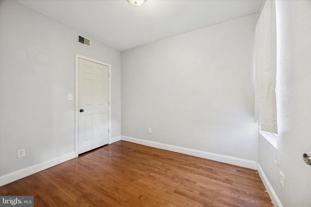 1625 EDGLEY ST, Philadelphia, PA 19121