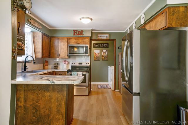 8778 E 170th Street S, Bixby, OK 74008