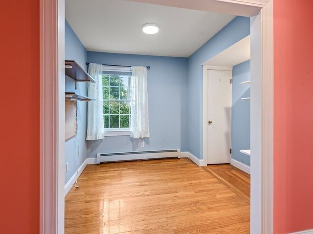 18 Crown St, Spencer, MA 01562