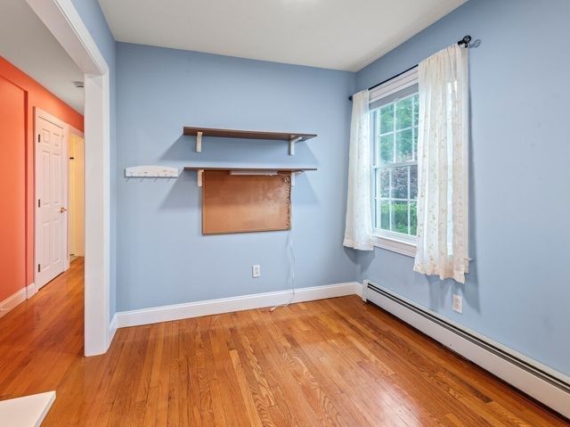 18 Crown St, Spencer, MA 01562