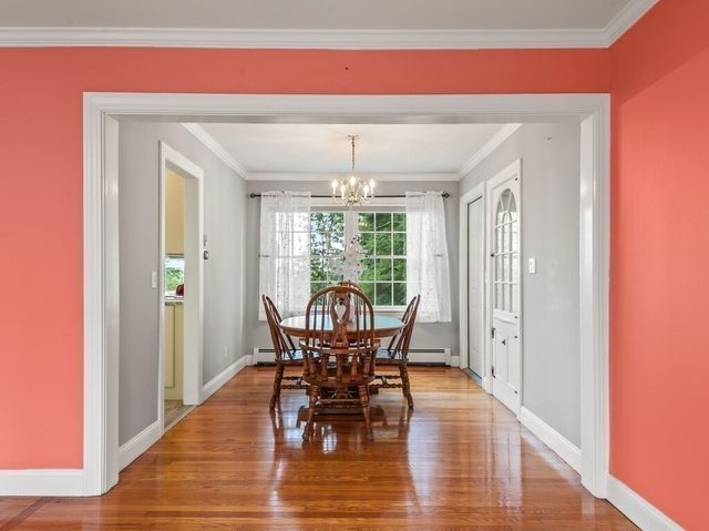 18 Crown St, Spencer, MA 01562