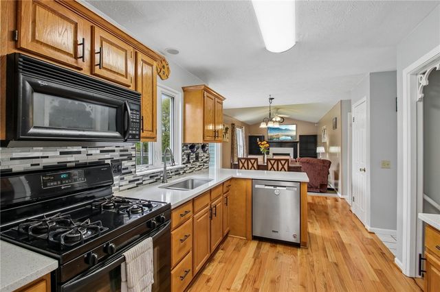 311 Alverstone, Henrietta, NY 14586