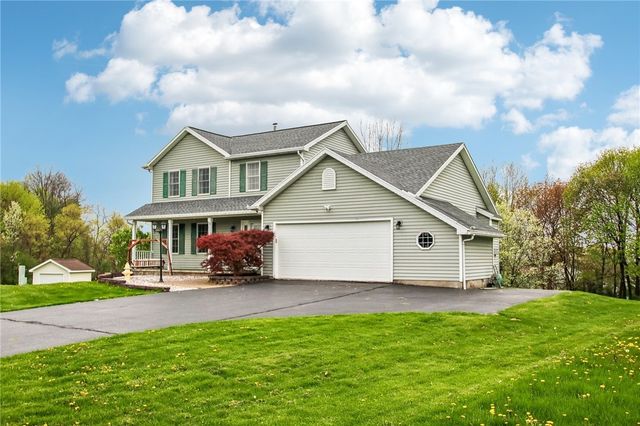 311 Alverstone, Henrietta, NY 14586