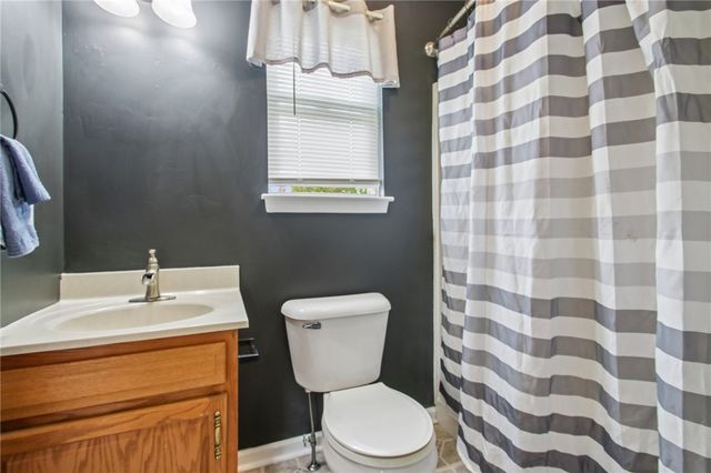 311 Alverstone, Henrietta, NY 14586