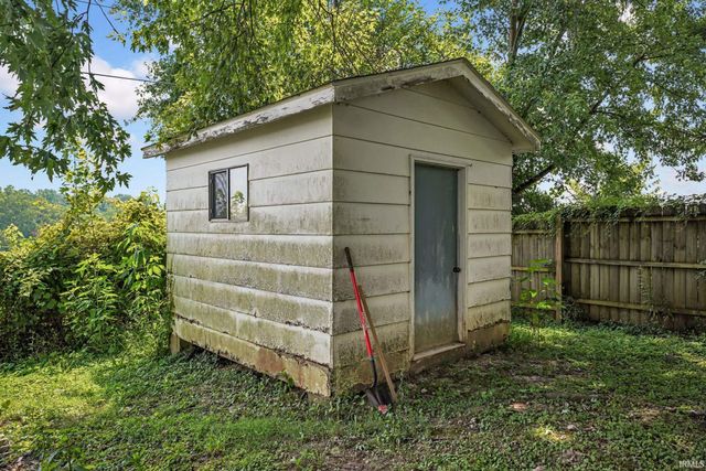 7245 S Zikes Road, Bloomington, IN 47401