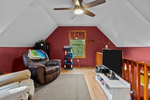 033 Alden Avenue, Portsmouth, RI 02872