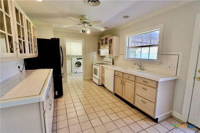 2131 Mountainview Drive, Waco, TX 76710