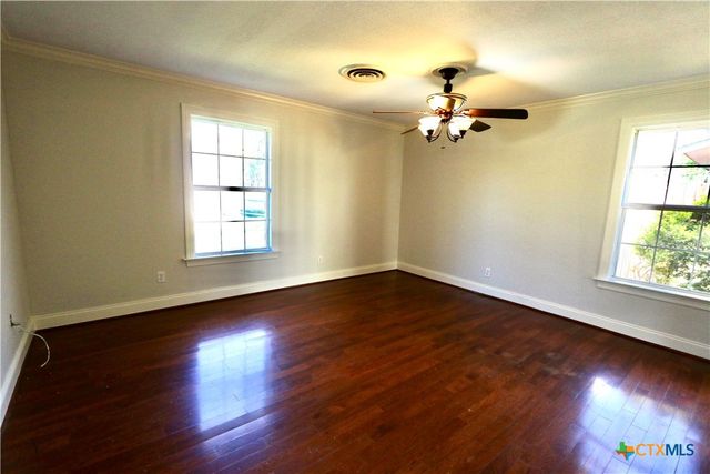 2131 Mountainview Drive, Waco, TX 76710