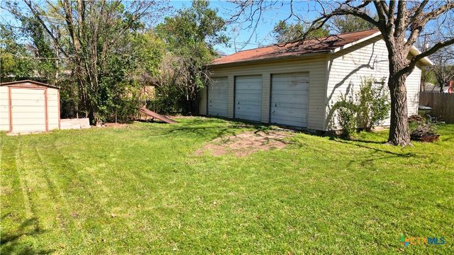 2131 Mountainview Drive, Waco, TX 76710