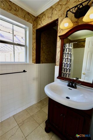 2131 Mountainview Drive, Waco, TX 76710