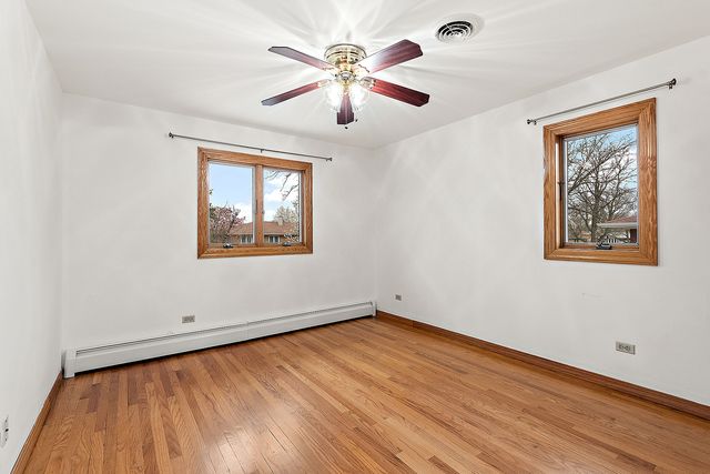 15120 Spruce Lane, Oak Forest, IL 60452