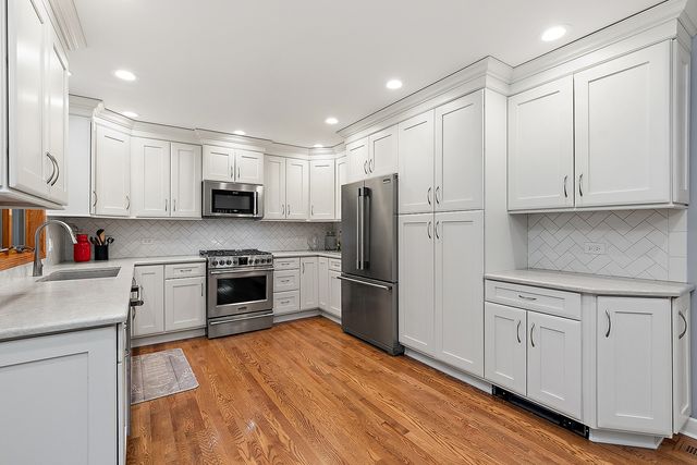 15120 Spruce Lane, Oak Forest, IL 60452