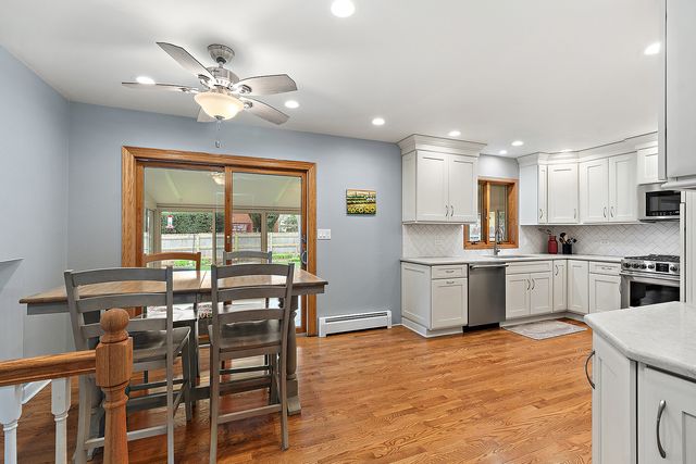 15120 Spruce Lane, Oak Forest, IL 60452