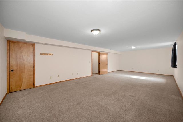 15304 N Wilson Ct, Mead, WA 99021