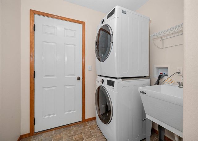 15304 N Wilson Ct, Mead, WA 99021