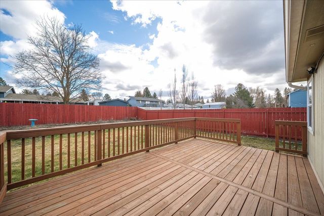 15304 N Wilson Ct, Mead, WA 99021