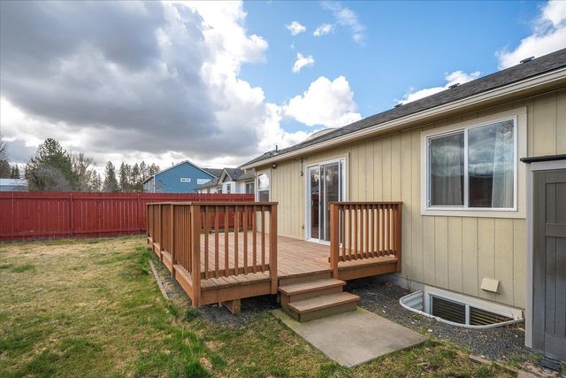 15304 N Wilson Ct, Mead, WA 99021