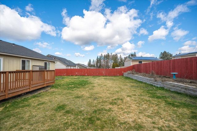 15304 N Wilson Ct, Mead, WA 99021