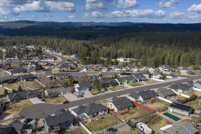 15304 N Wilson Ct, Mead, WA 99021