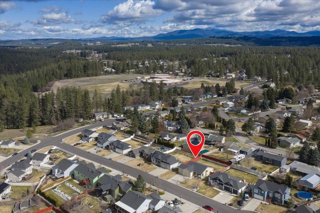 15304 N Wilson Ct, Mead, WA 99021