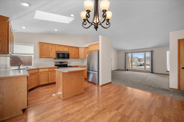 15304 N Wilson Ct, Mead, WA 99021