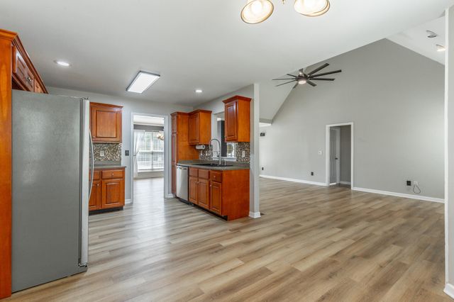 8245 Witherow Way, Ooltewah, TN 37363
