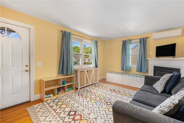 106 Martin Street, Pawtucket, RI 02861