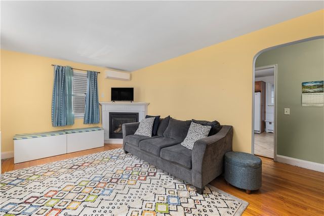 106 Martin Street, Pawtucket, RI 02861