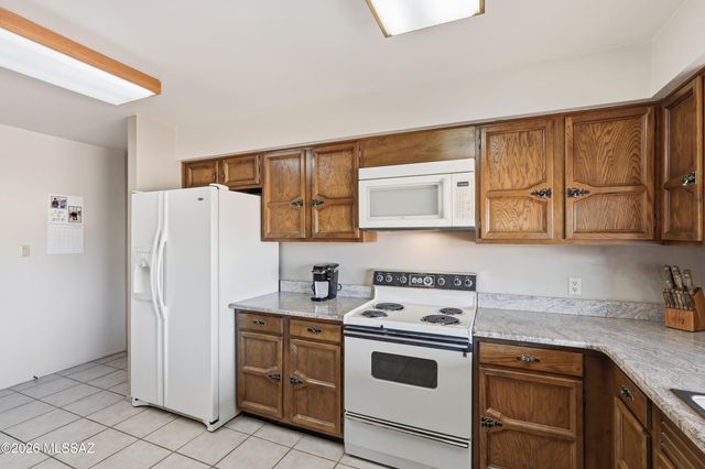 8710 N Hickory Drive, Tucson, AZ 85704