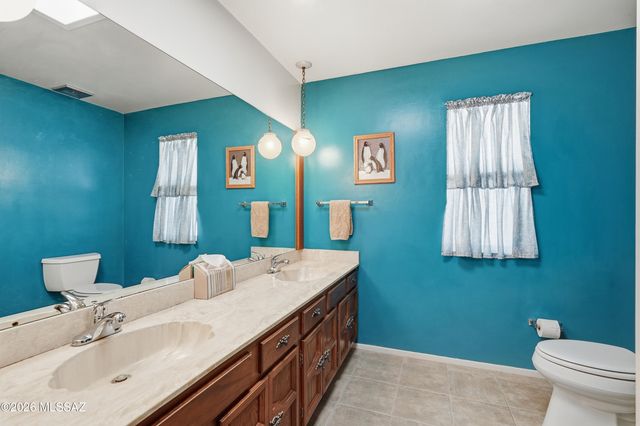 8710 N Hickory Drive, Tucson, AZ 85704