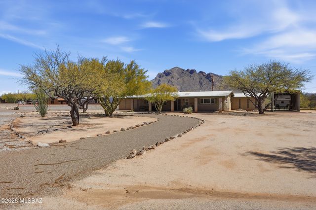 8710 N Hickory Drive, Tucson, AZ 85704