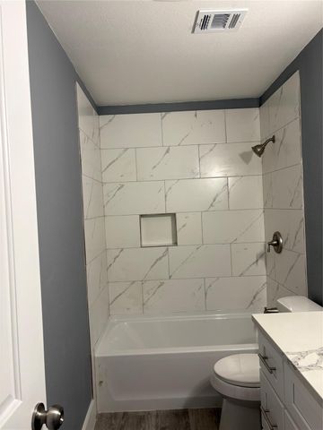 5159 Dumore Drive, Houston, TX 77048