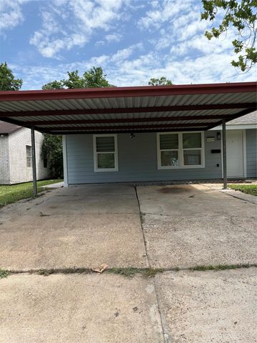 5159 Dumore Drive, Houston, TX 77048