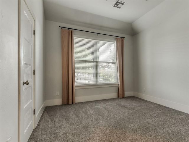 516 Sailboat Bridge Way, Edmond, OK 73034